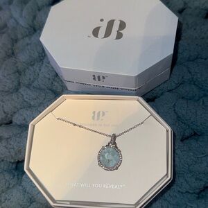 Bomb party BP NK75504
Warm Evening Glow